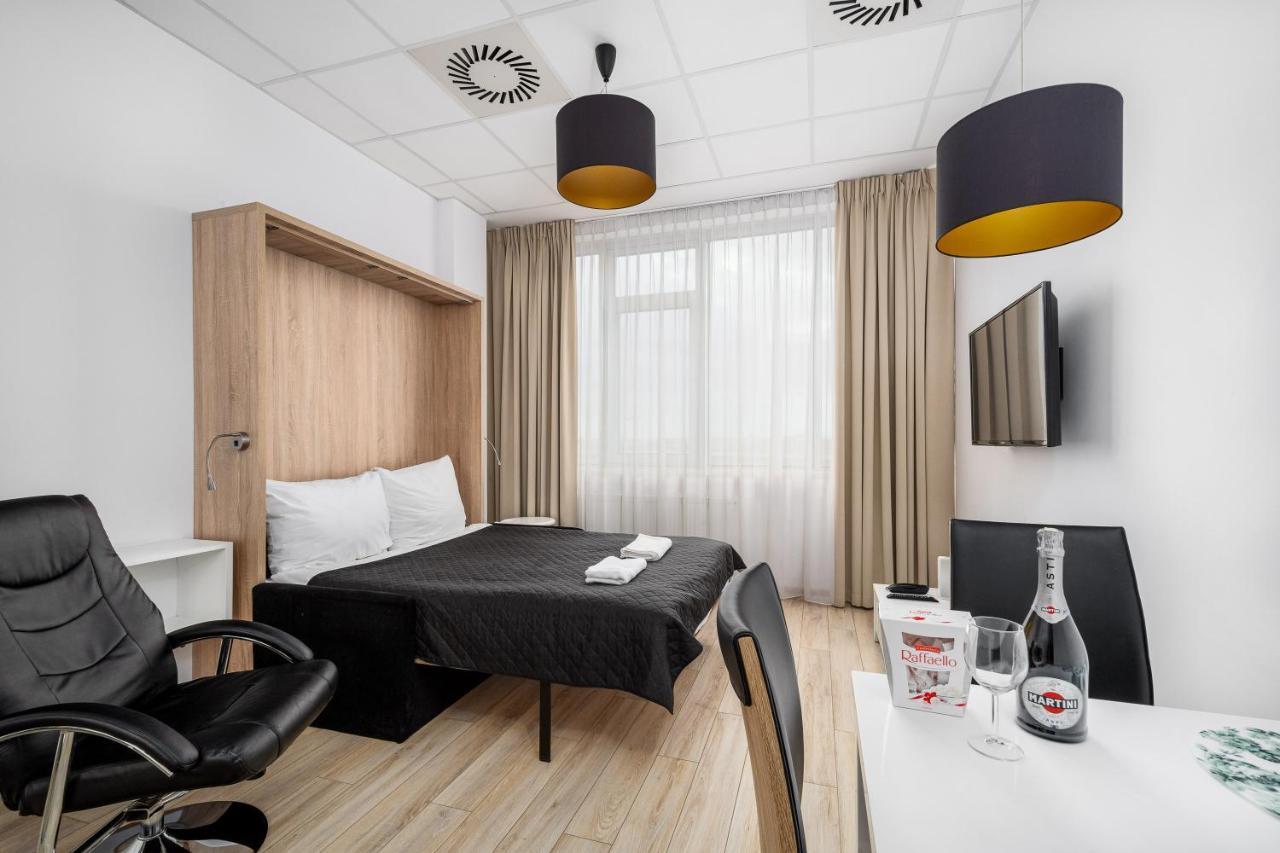 Varsovla Apartments Luaran gambar