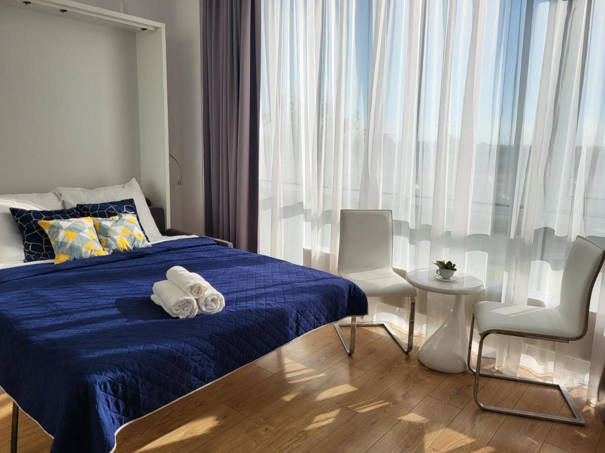 Varsovla Apartments Luaran gambar