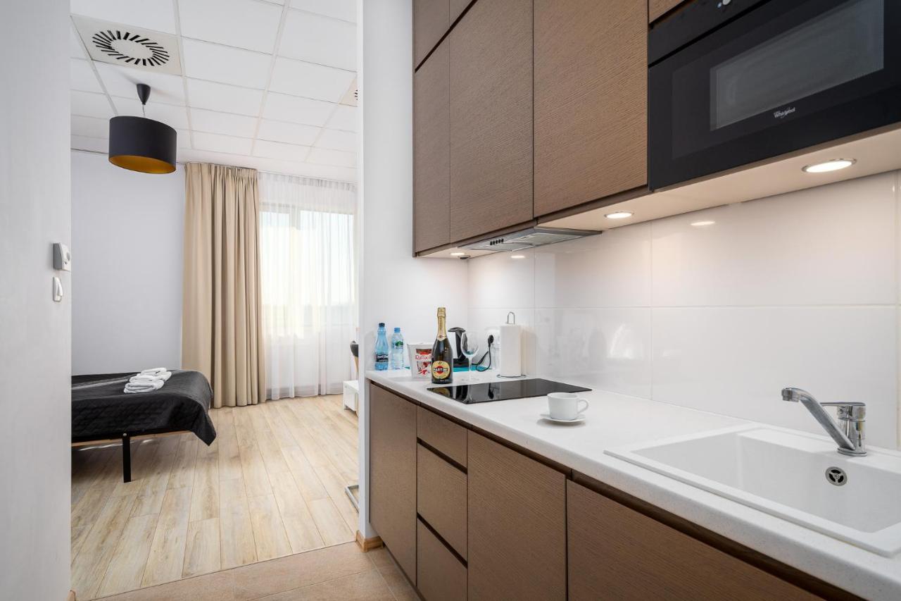 Varsovla Apartments Luaran gambar
