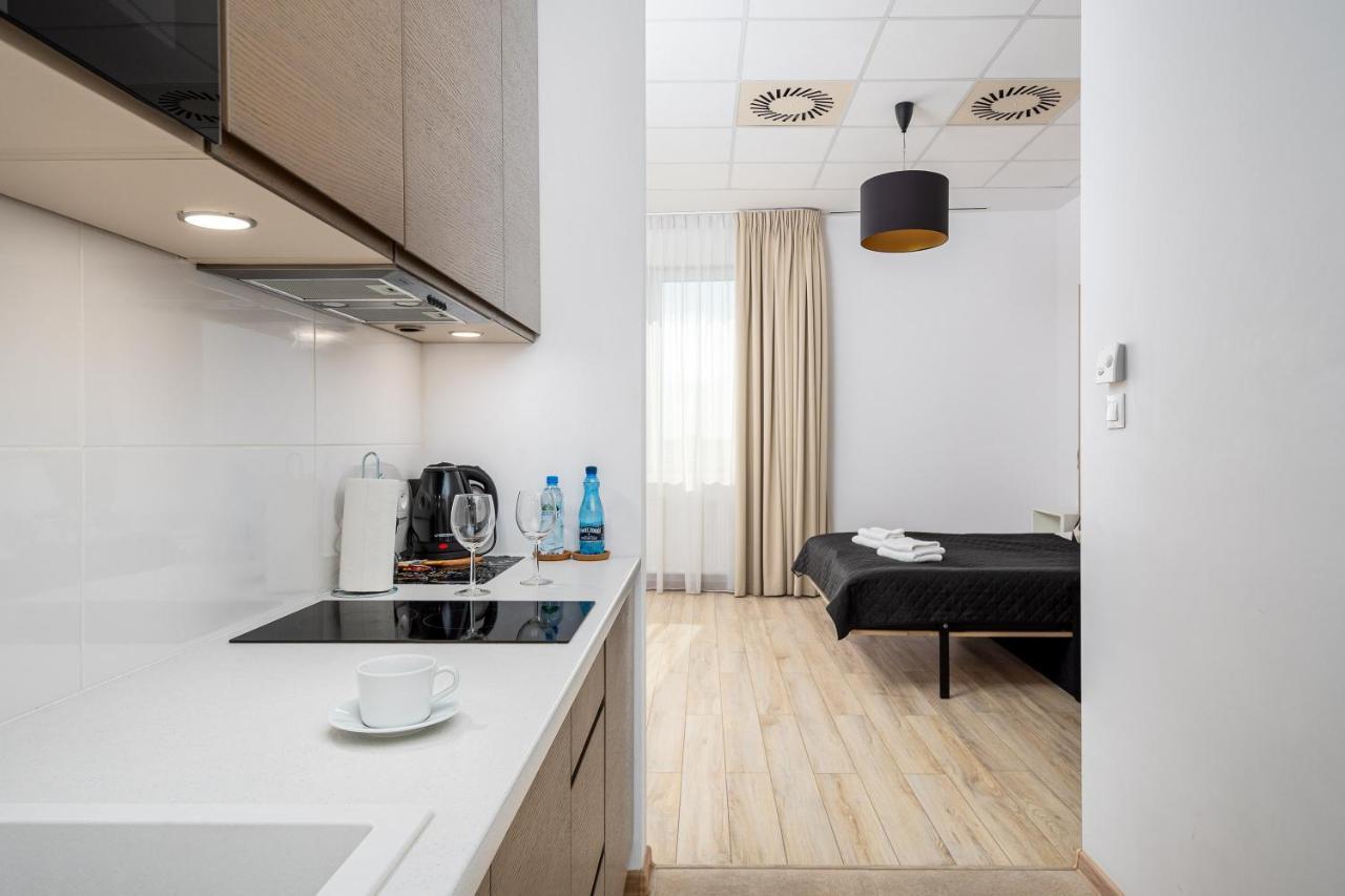 Varsovla Apartments Luaran gambar